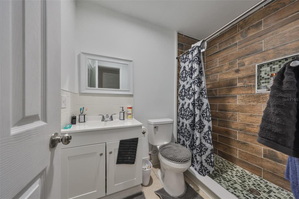 11708 BALM RIVERVIEW ROAD — photo 9 of 37