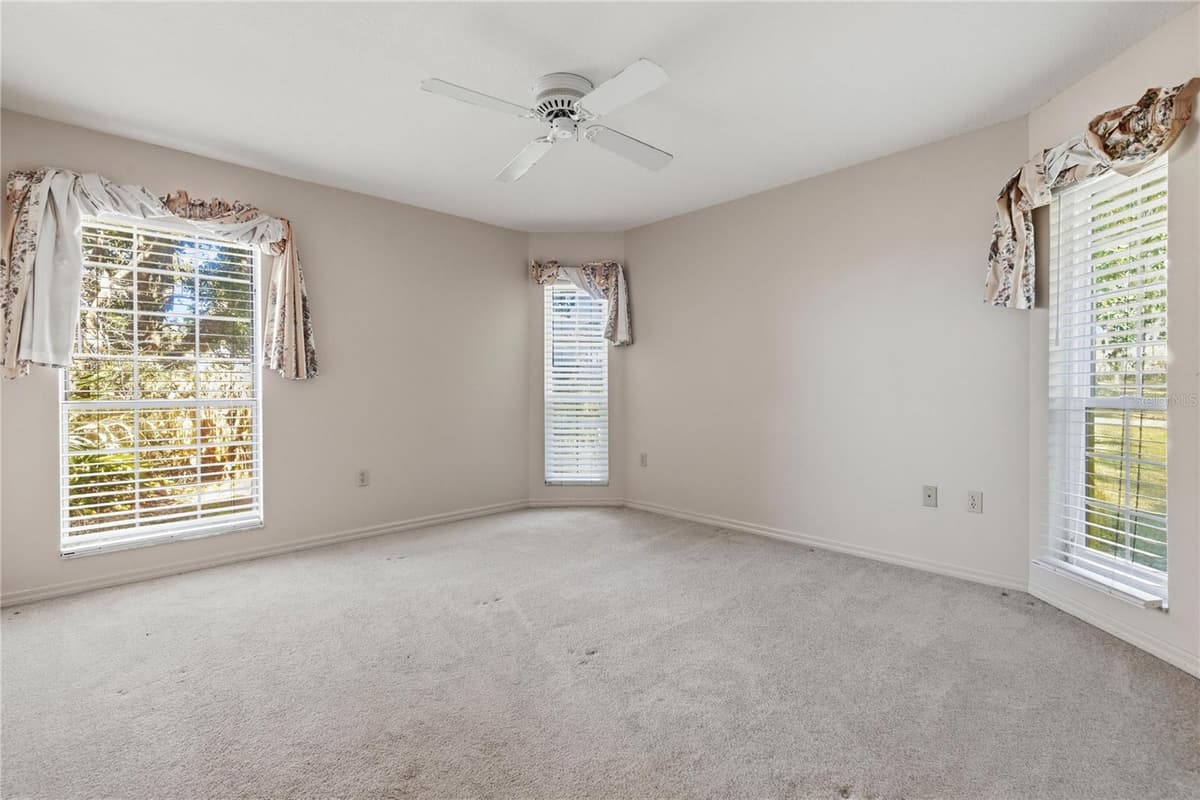 6136 DORA DRIVE — photo 27 of 48