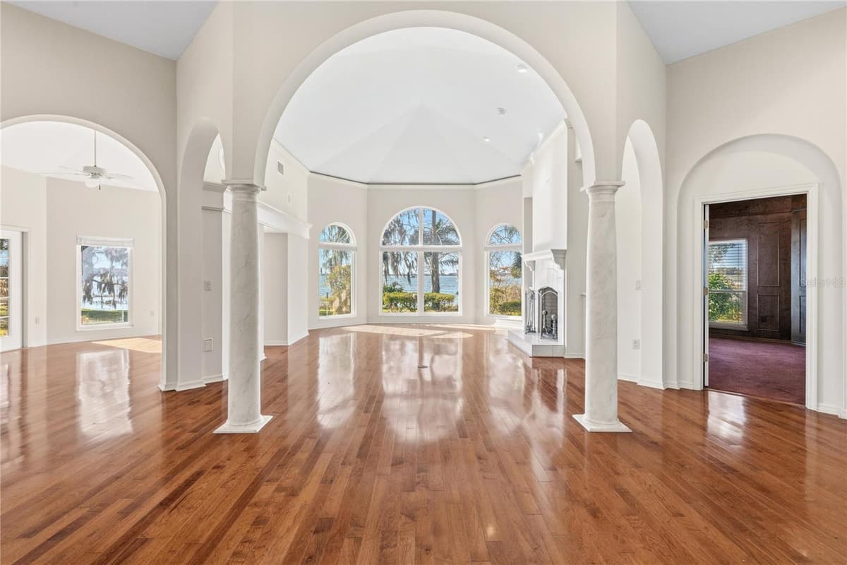 6136 DORA DRIVE — photo 18 of 48