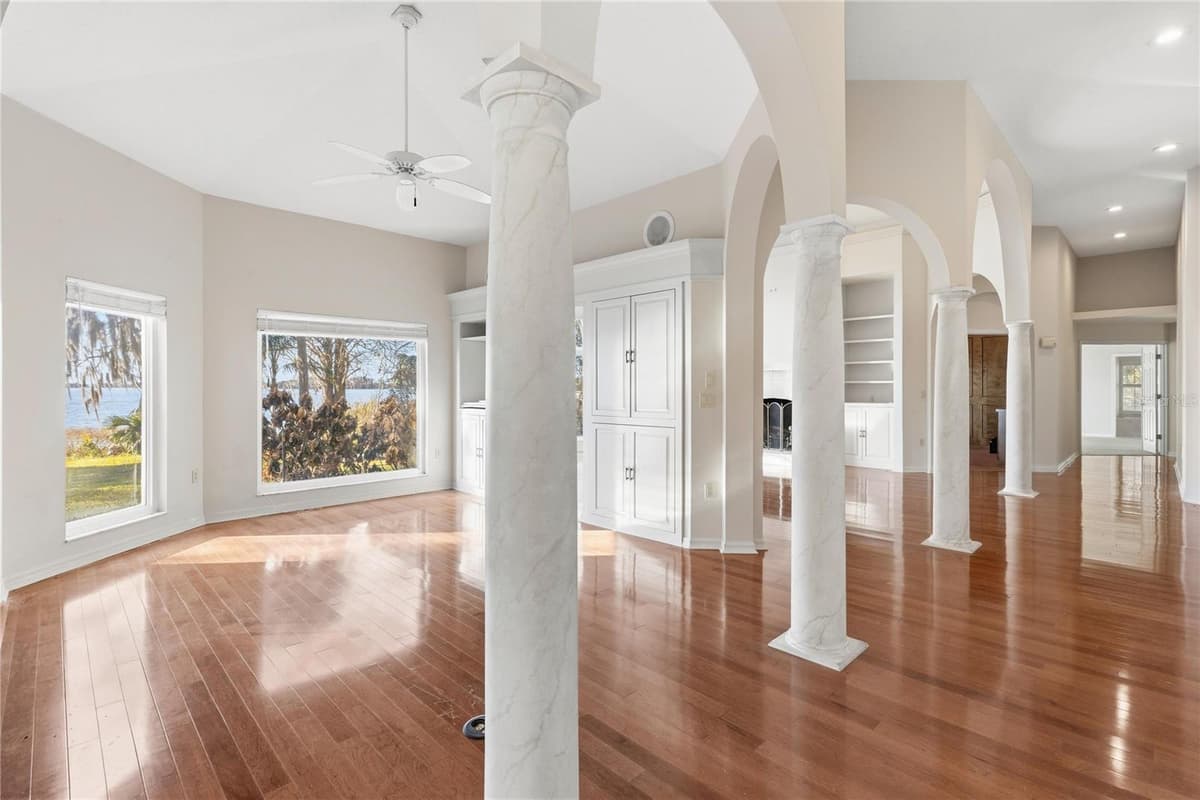 6136 DORA DRIVE — photo 20 of 48