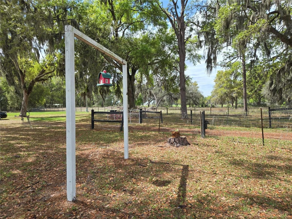 2327 CR 528 — photo 3 of 22