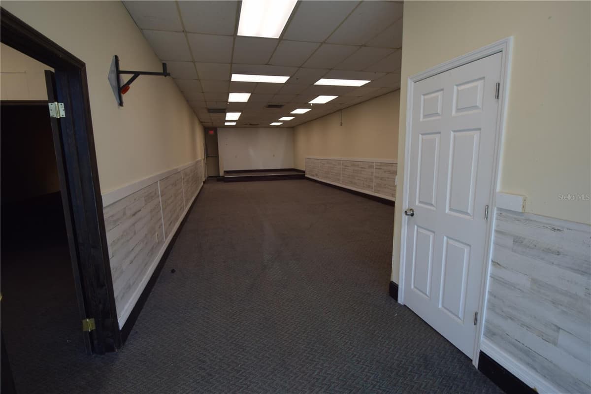 835/837 LAKE PARKER AVENUE — photo 18 of 22