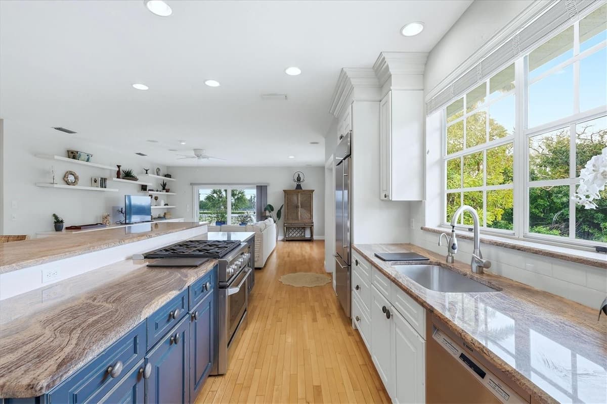 281 SEABREEZE COURT — photo 29 of 60