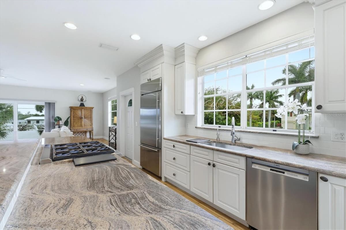 281 SEABREEZE COURT — photo 32 of 60