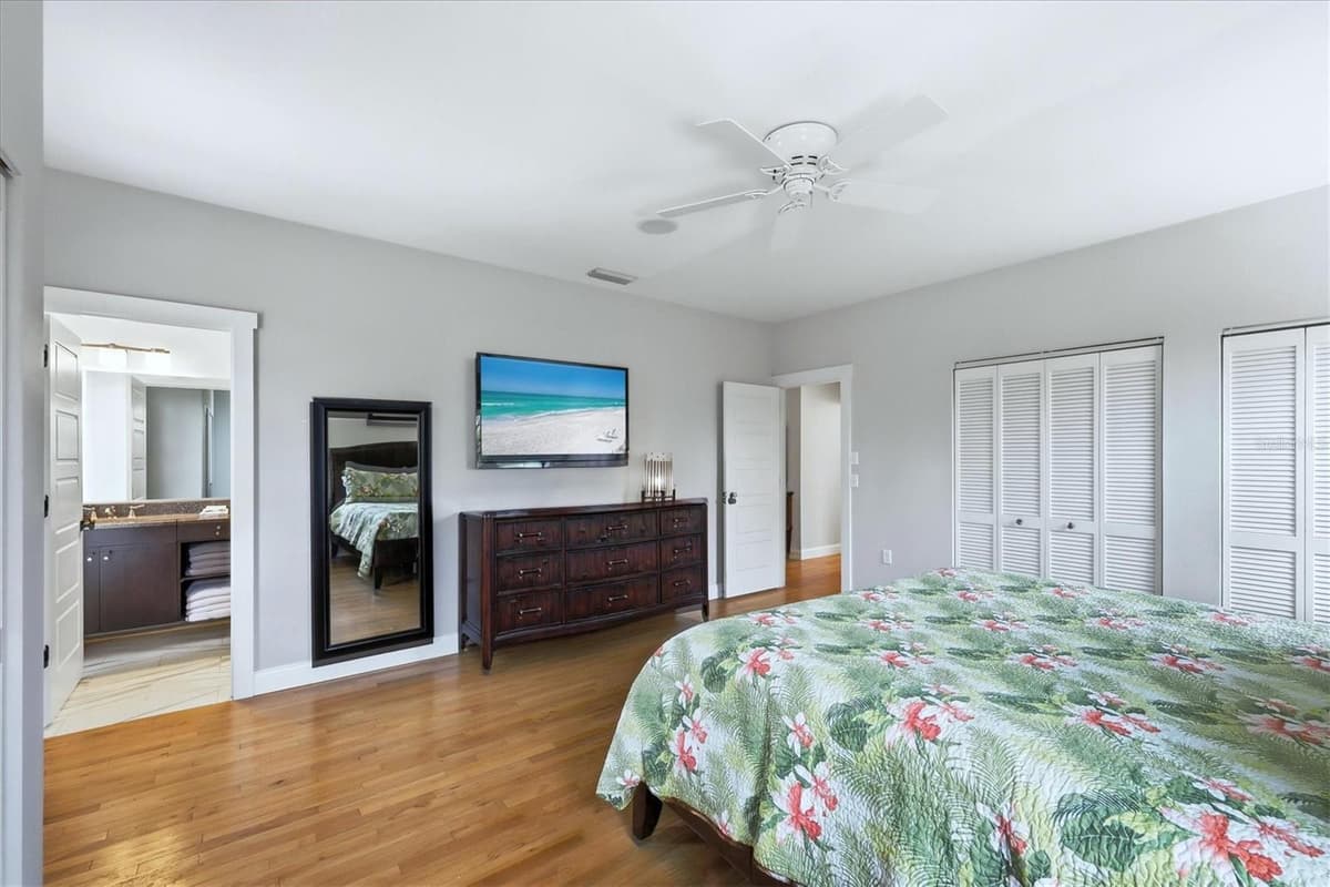 281 SEABREEZE COURT — photo 38 of 60