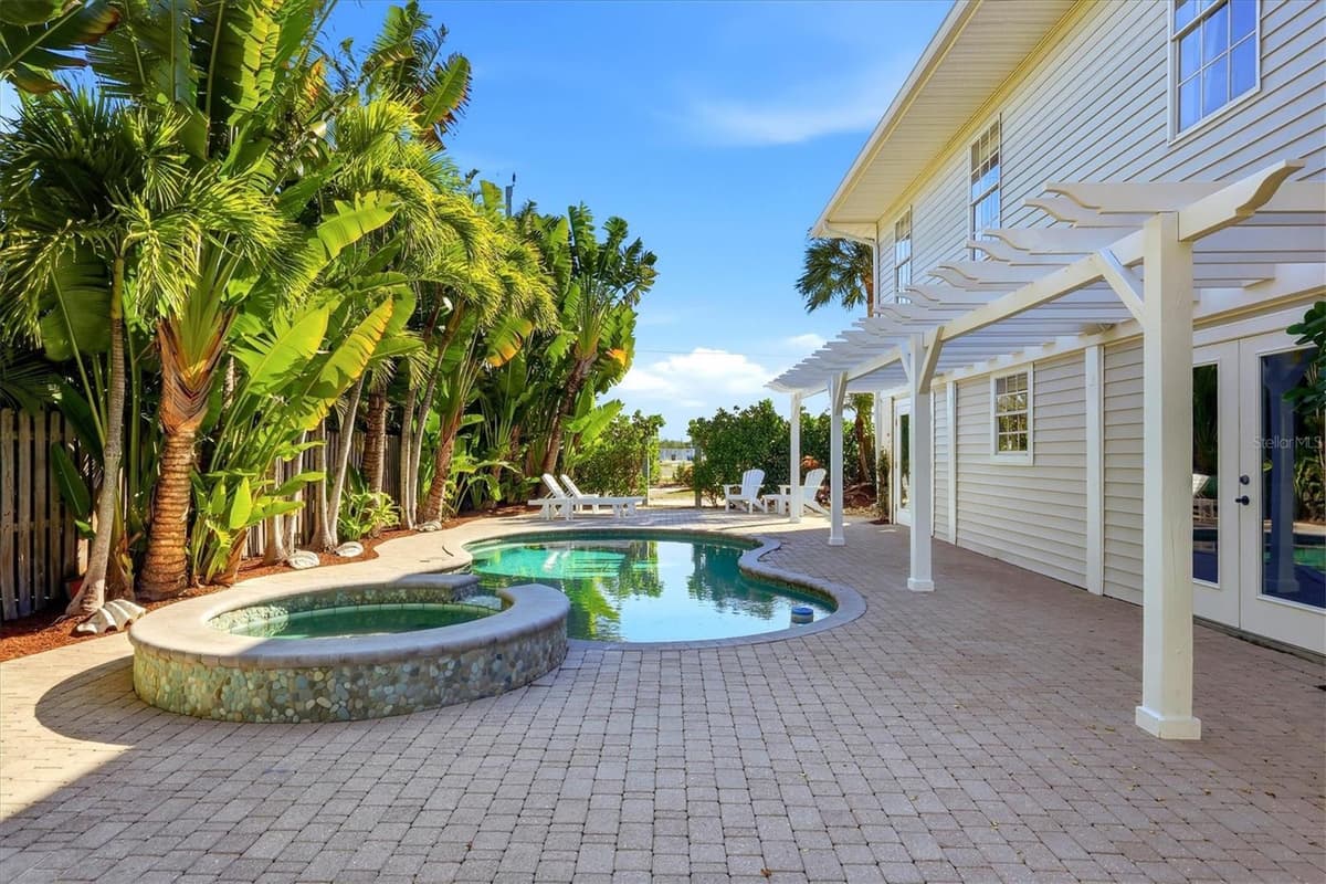 281 SEABREEZE COURT — photo 50 of 60