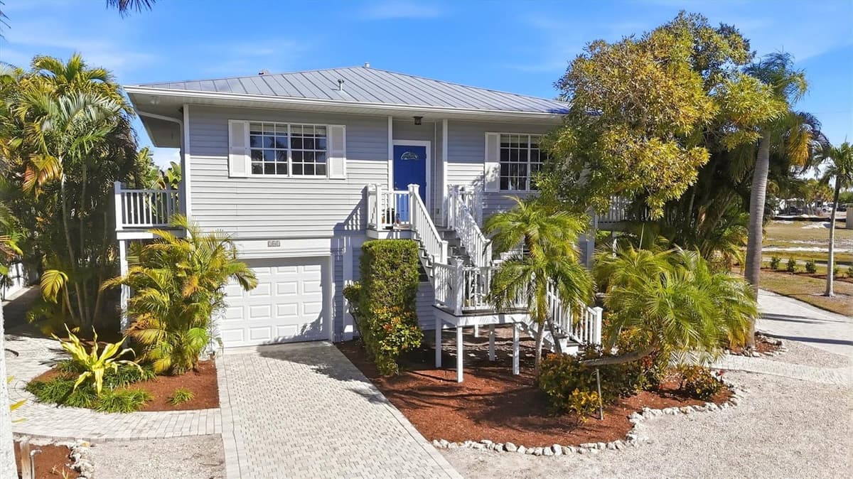281 SEABREEZE COURT — photo 2 of 60