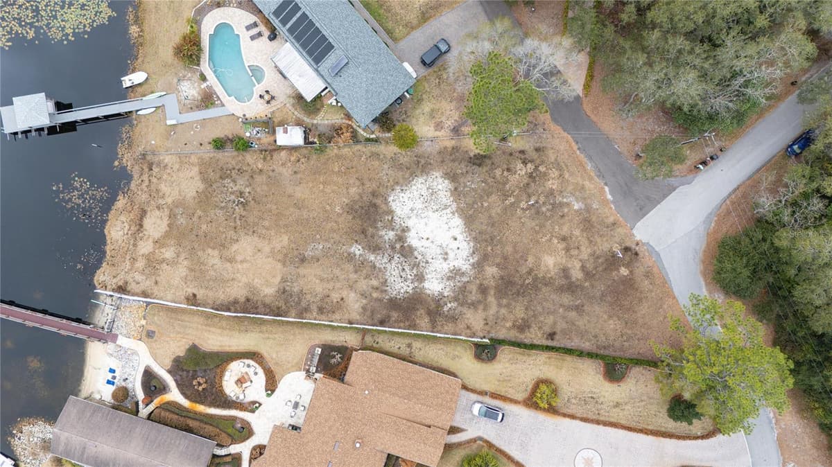 601 TUSCANY COURT — photo 5 of 14