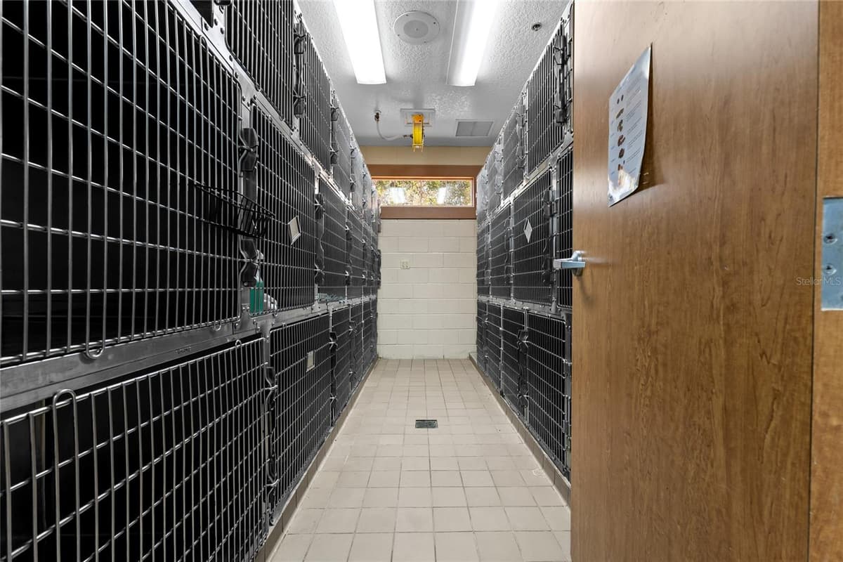 3300 HIGHWAY 19A — photo 47 of 64