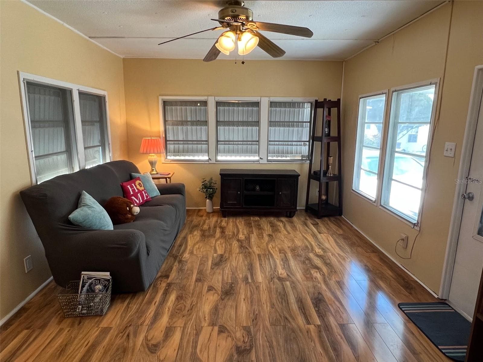 12674 SEMINOLE BOULEVARD — photo 8 of 18