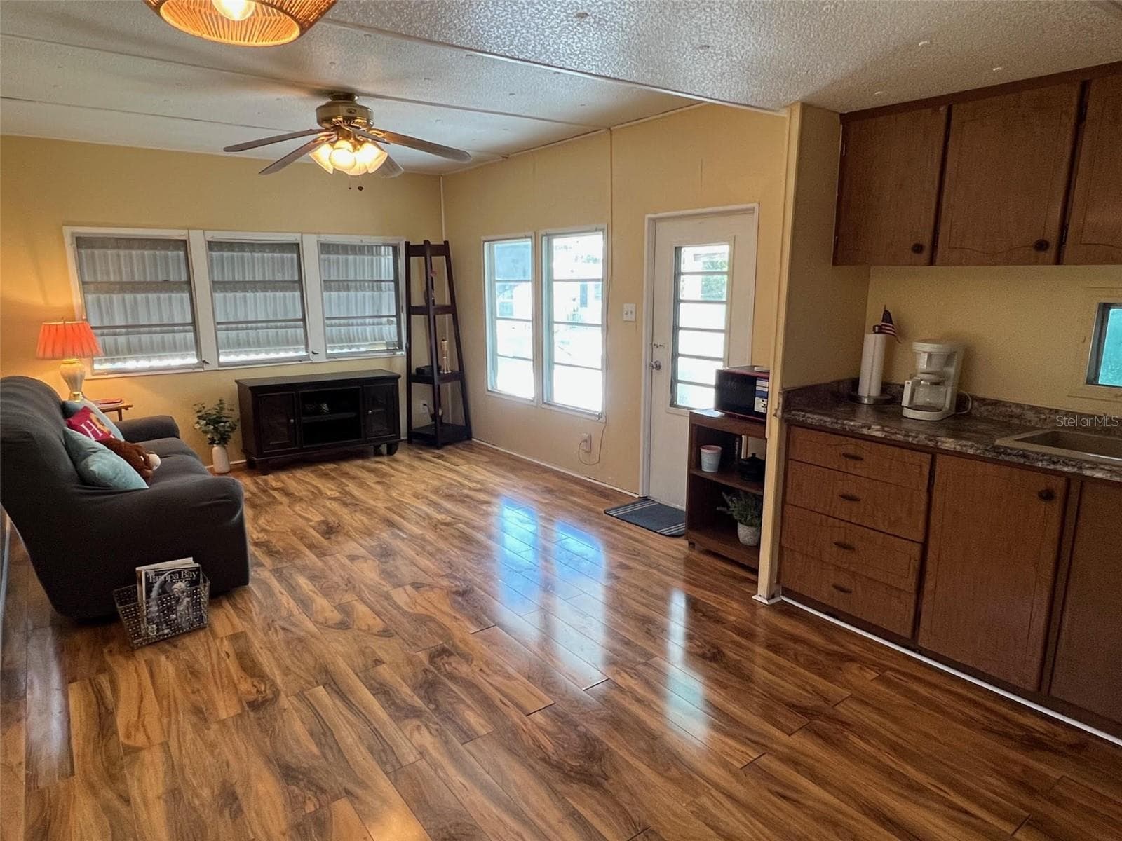 12674 SEMINOLE BOULEVARD — photo 10 of 18