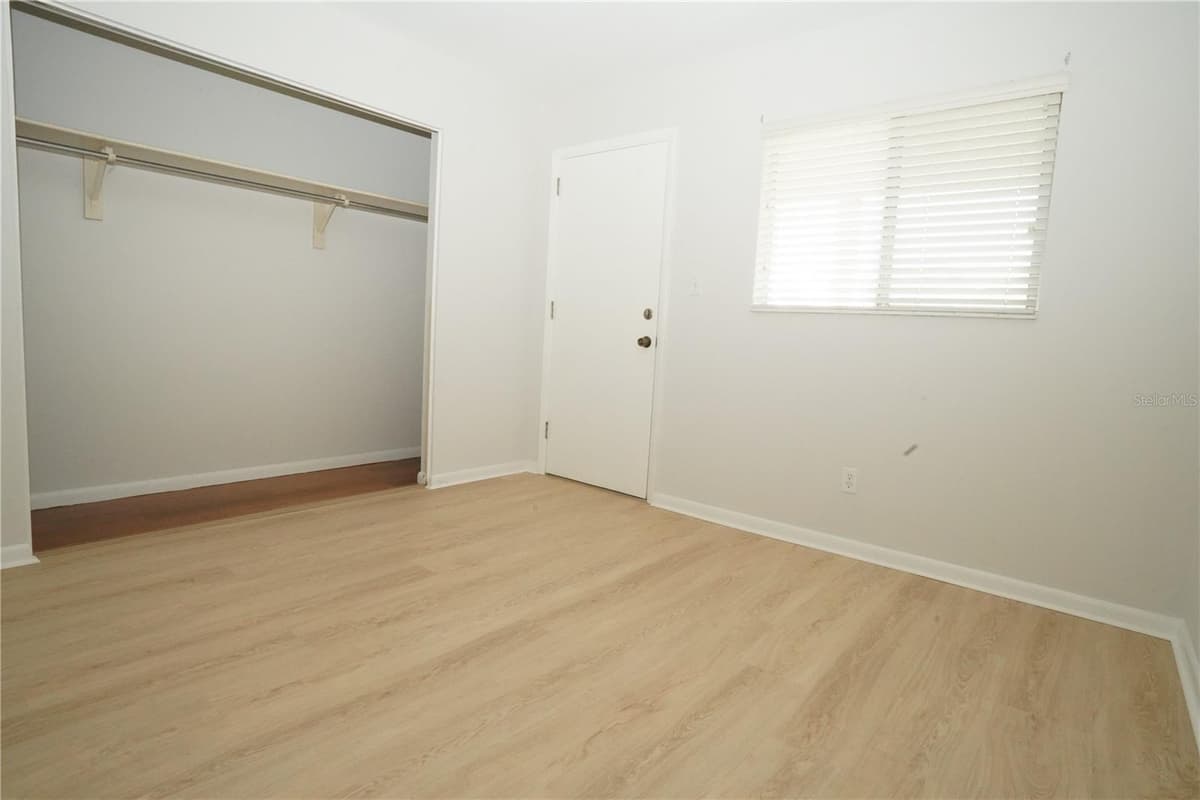349 JOEL BOULEVARD — photo 9 of 14