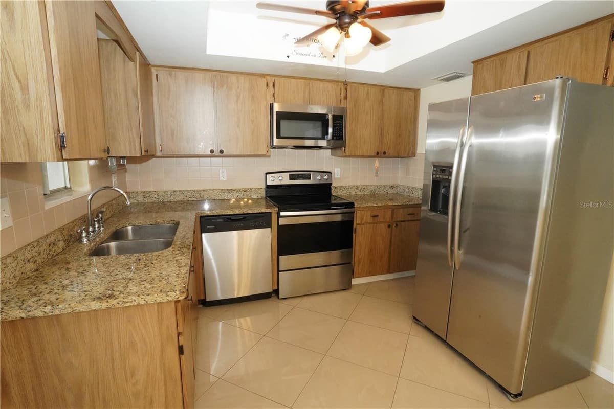 349 JOEL BOULEVARD — photo 6 of 14