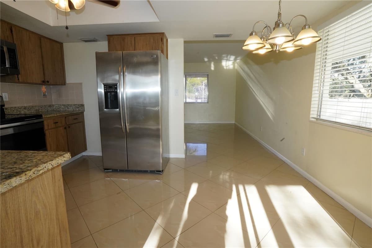 349 JOEL BOULEVARD — photo 4 of 14
