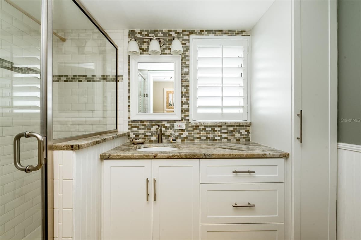4799 ATLANTIC AVENUE — photo 10 of 26