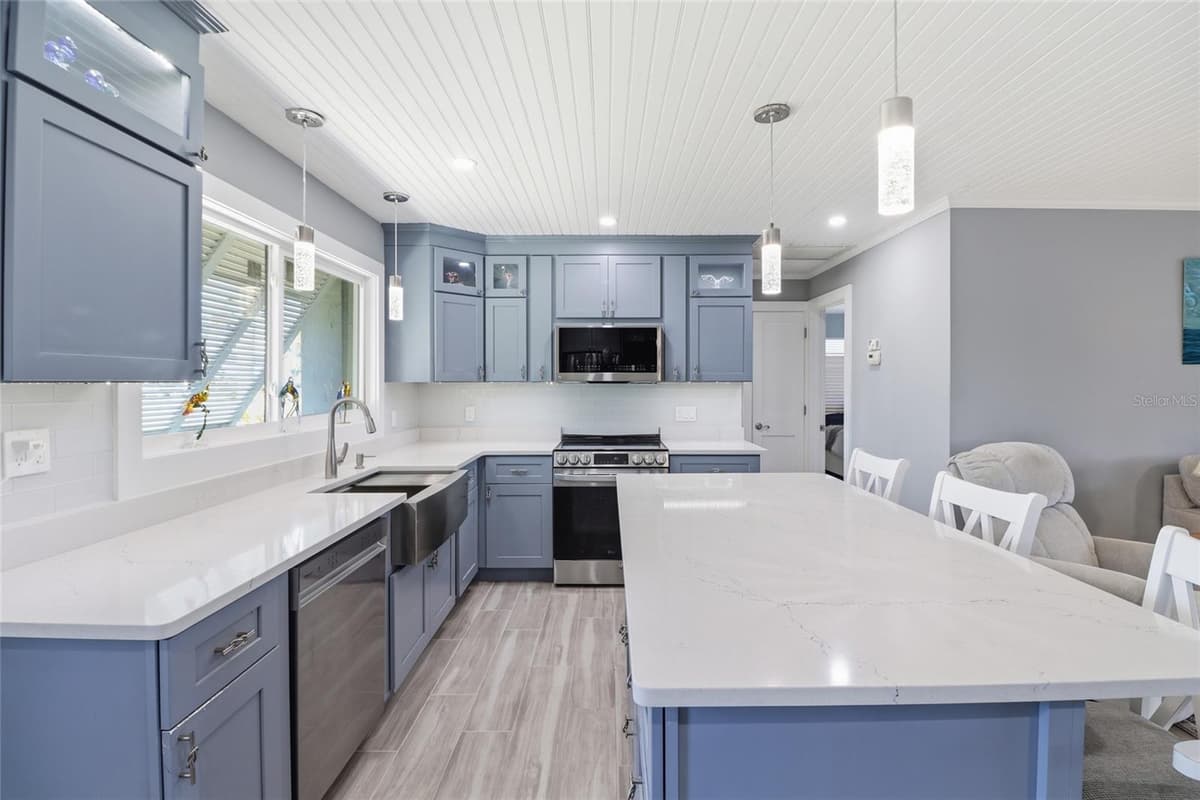 2740 SANIBEL BOULEVARD — photo 22 of 66