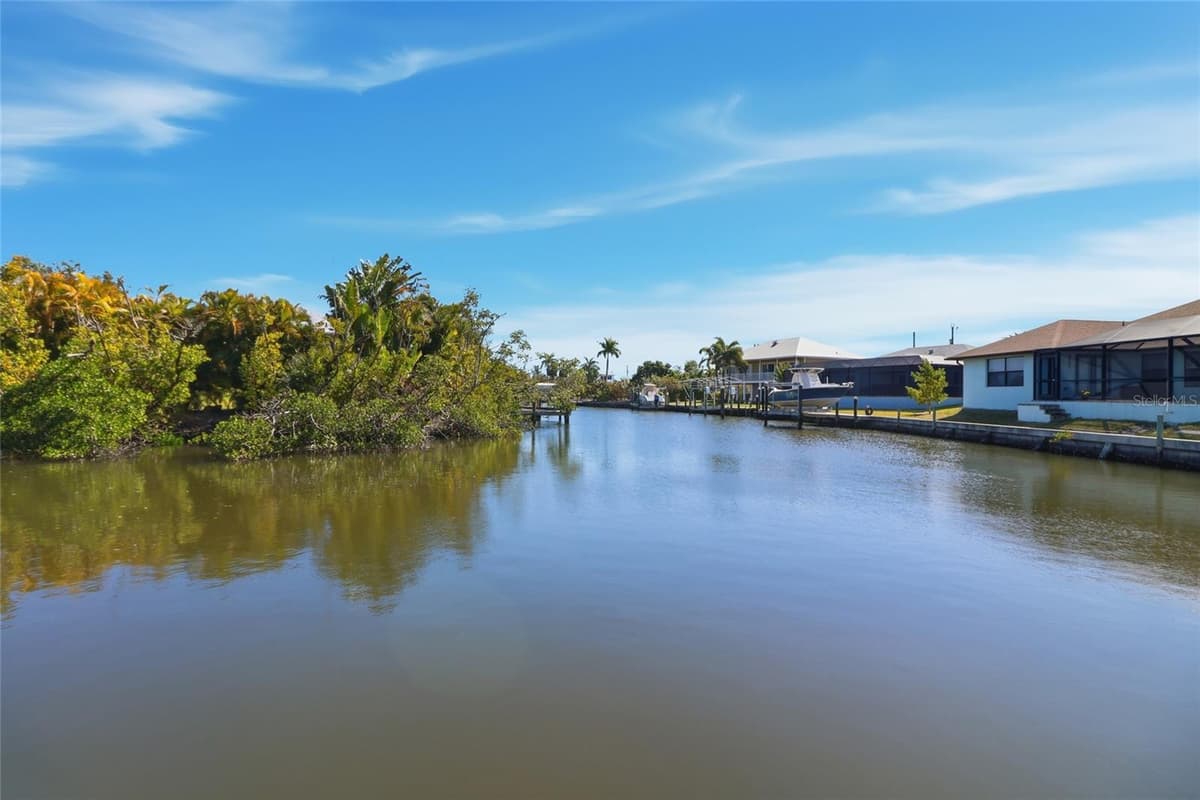2740 SANIBEL BOULEVARD — photo 57 of 66