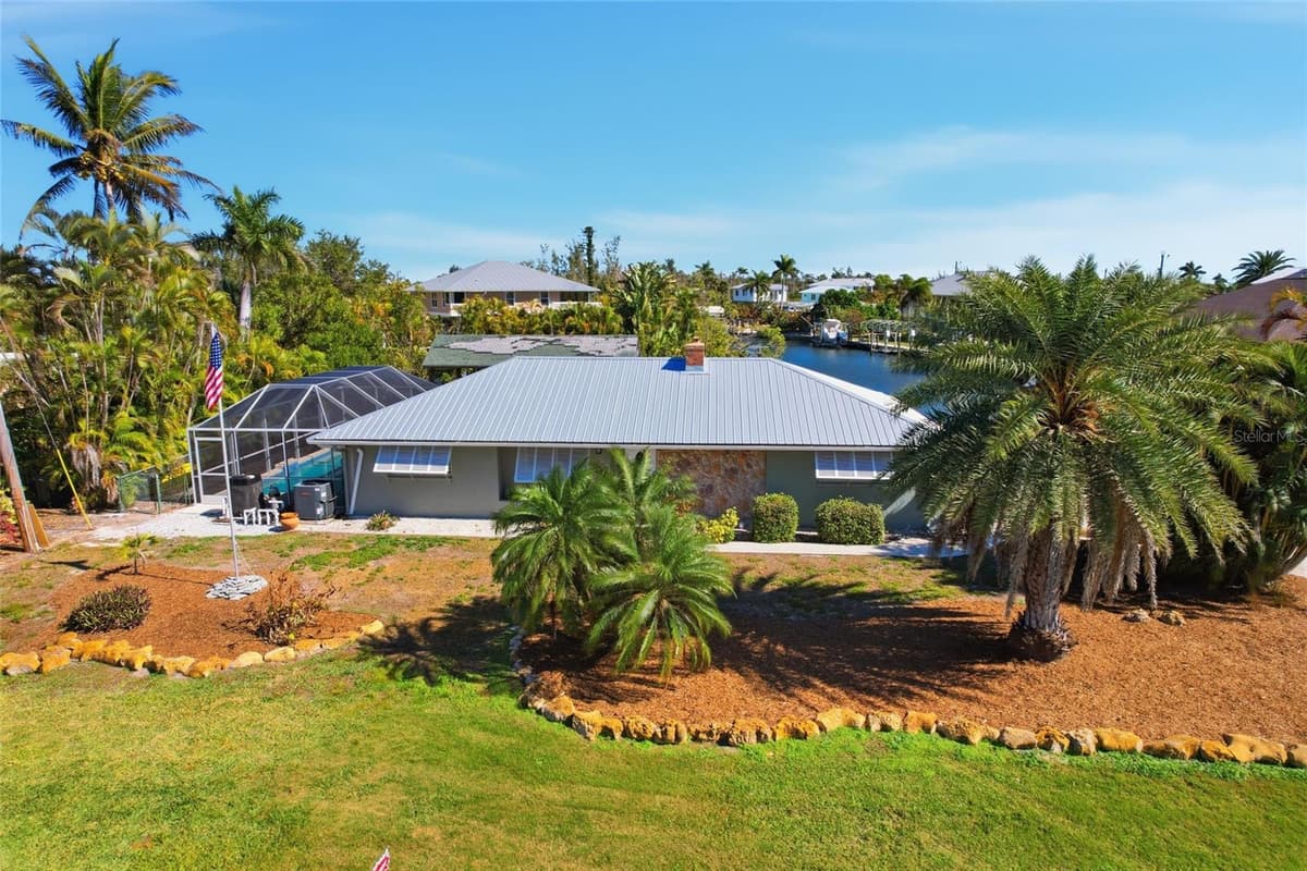 2740 SANIBEL BOULEVARD — photo 12 of 66
