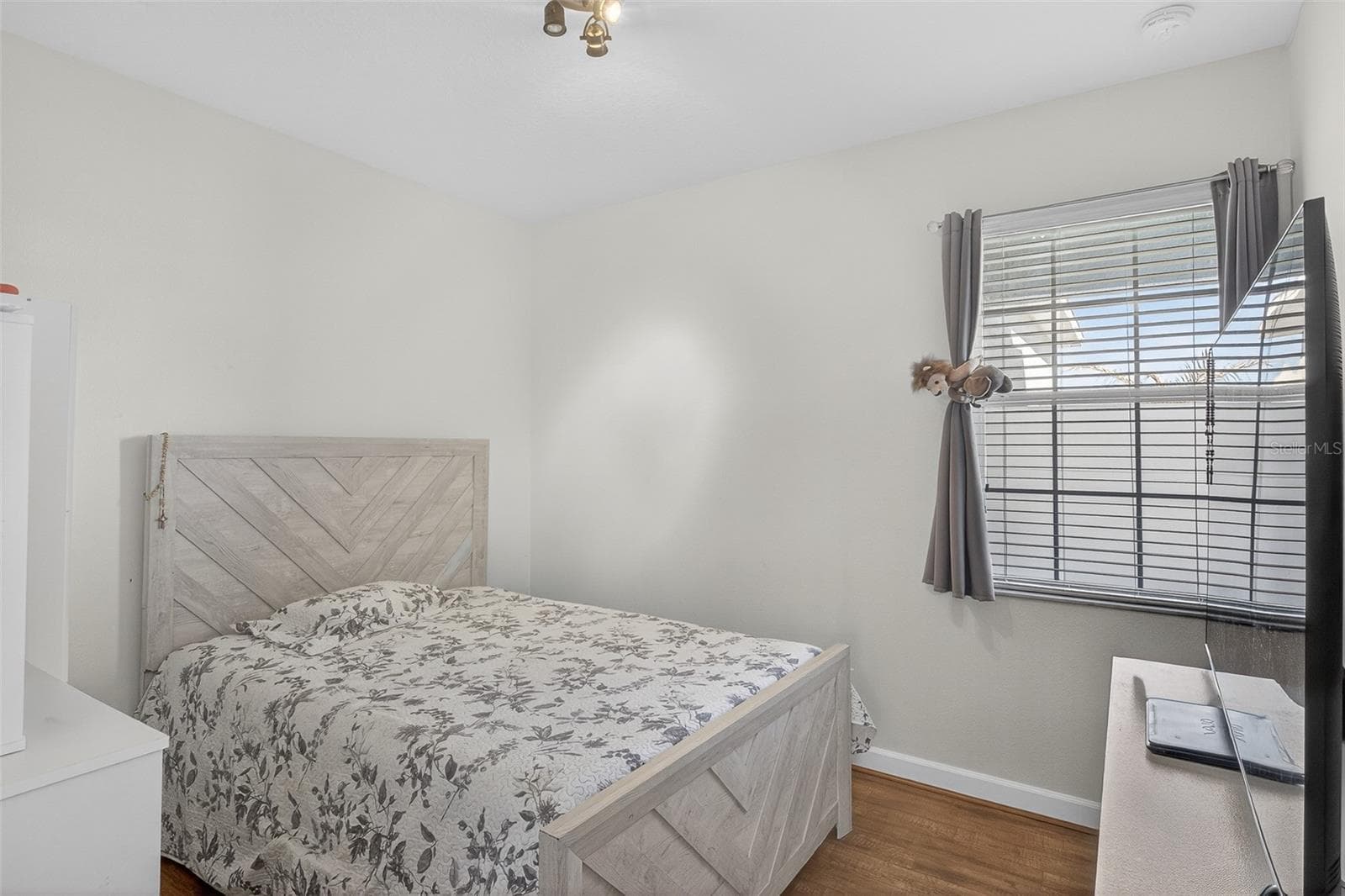 1336 LATTIMORE DRIVE — photo 24 of 62