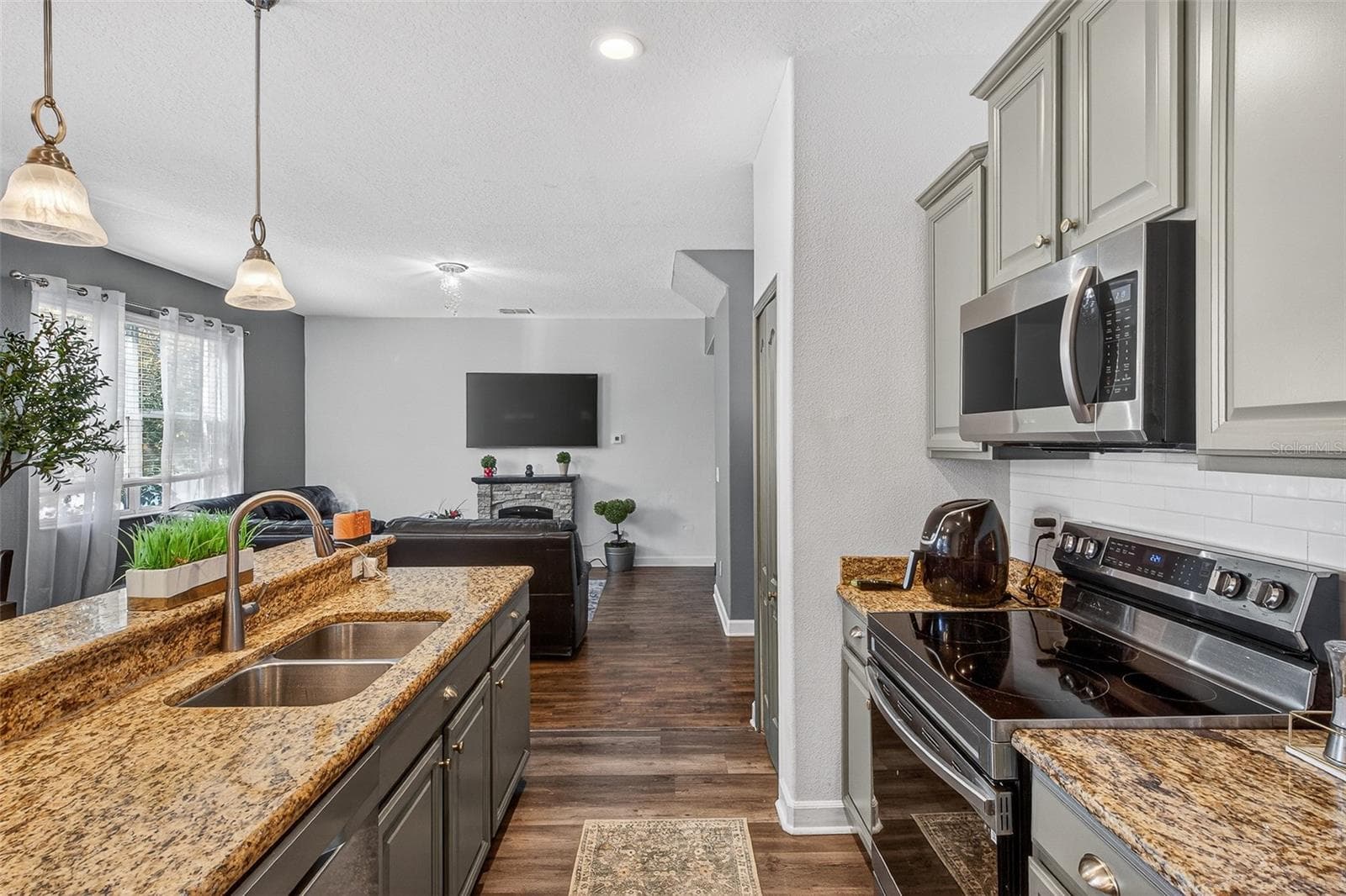 1336 LATTIMORE DRIVE — photo 13 of 62