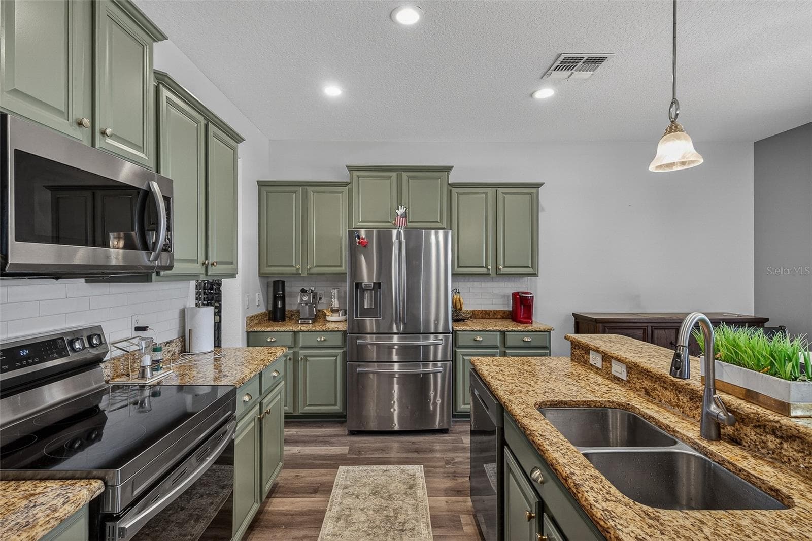 1336 LATTIMORE DRIVE — photo 14 of 62