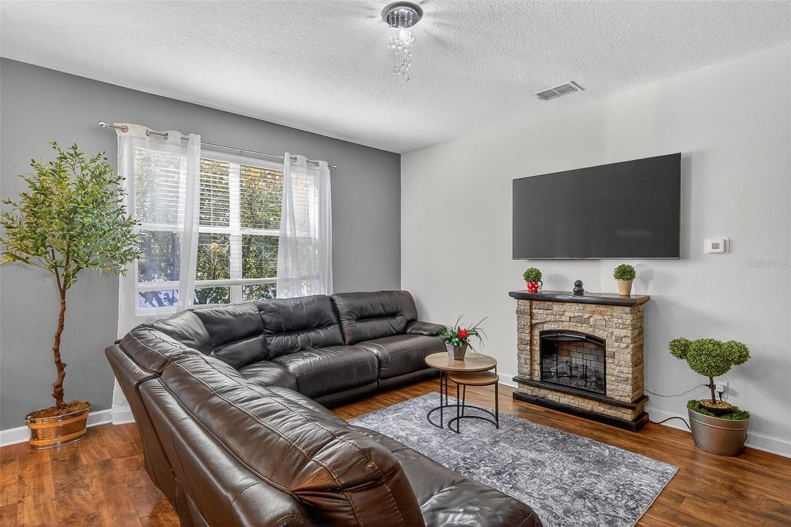 1336 LATTIMORE DRIVE — photo 22 of 62