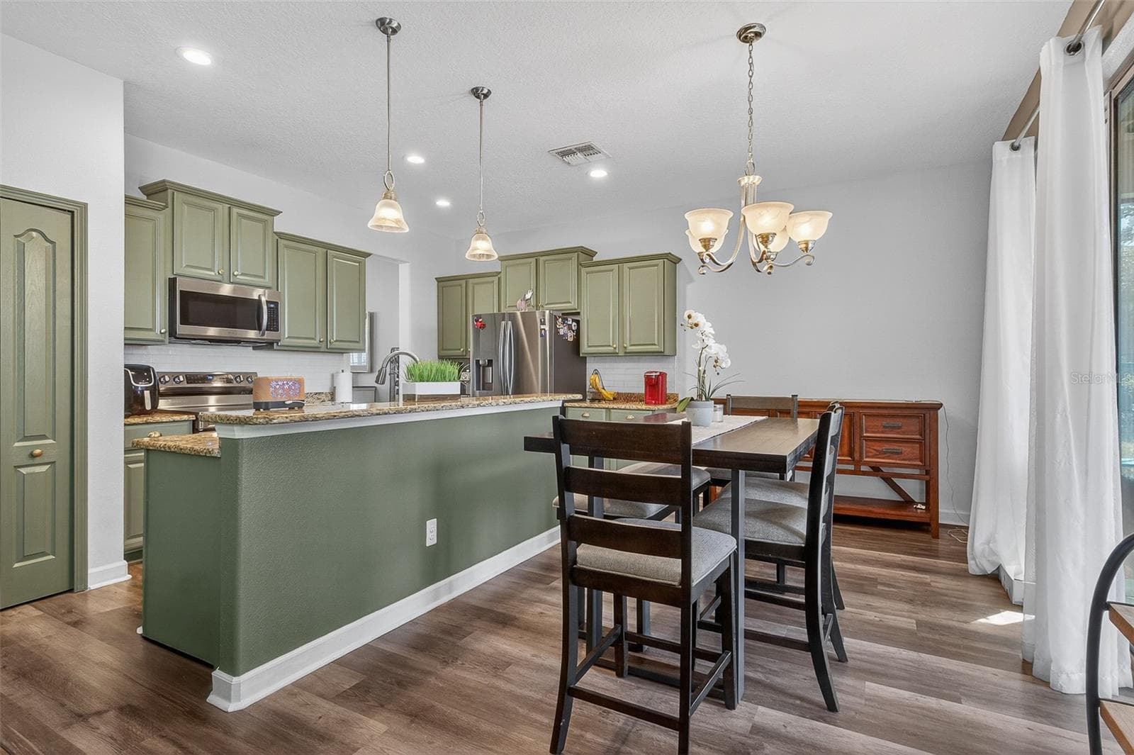1336 LATTIMORE DRIVE — photo 16 of 62