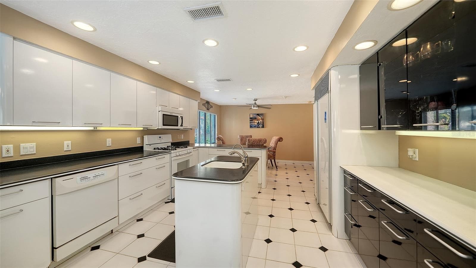 3131 BAYOU SOUND — photo 19 of 43