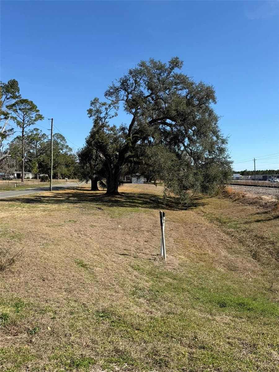 12776 RAILROAD STREET — photo 4 of 21