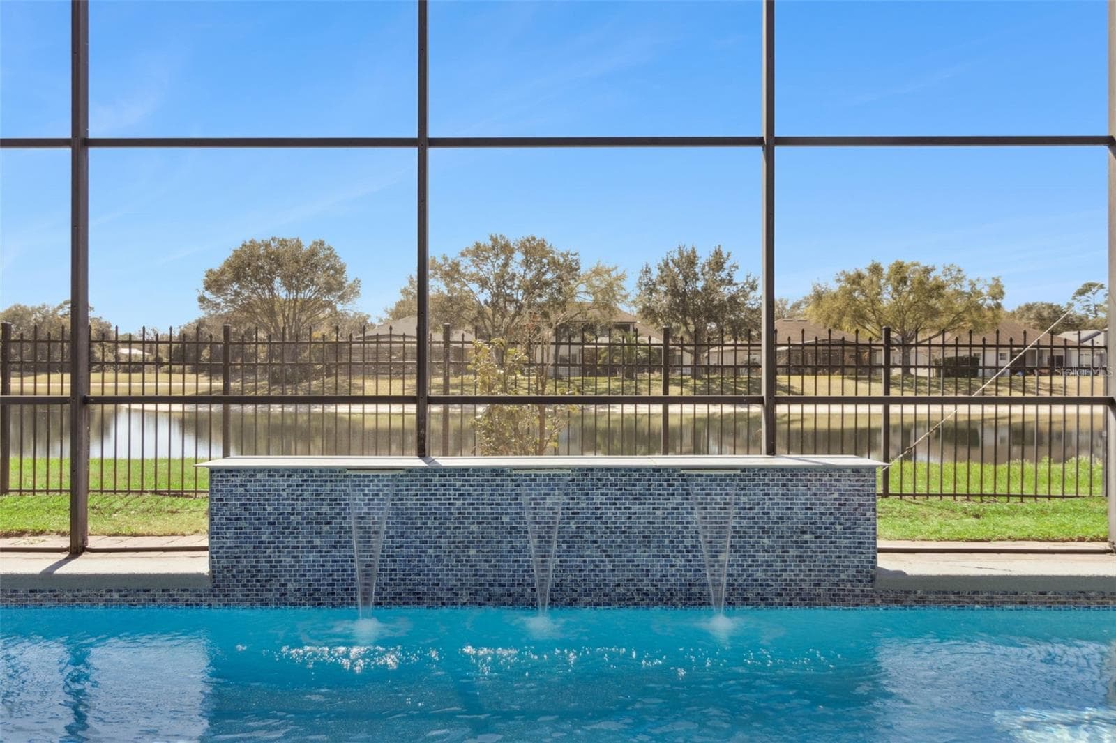 6473 EVERINGHAM LANE — photo 3 of 62