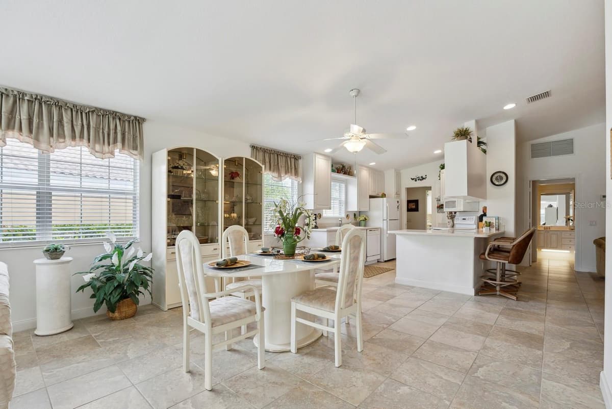 28258 ISLET TRAIL — photo 4 of 29