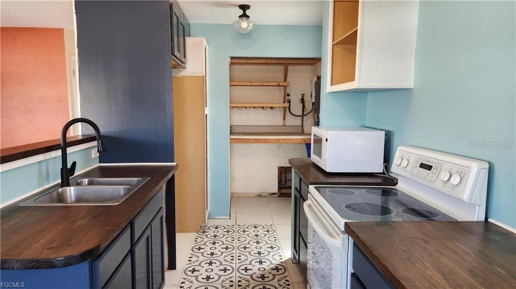 1169 CHEROKEE AVENUE — photo 10 of 20