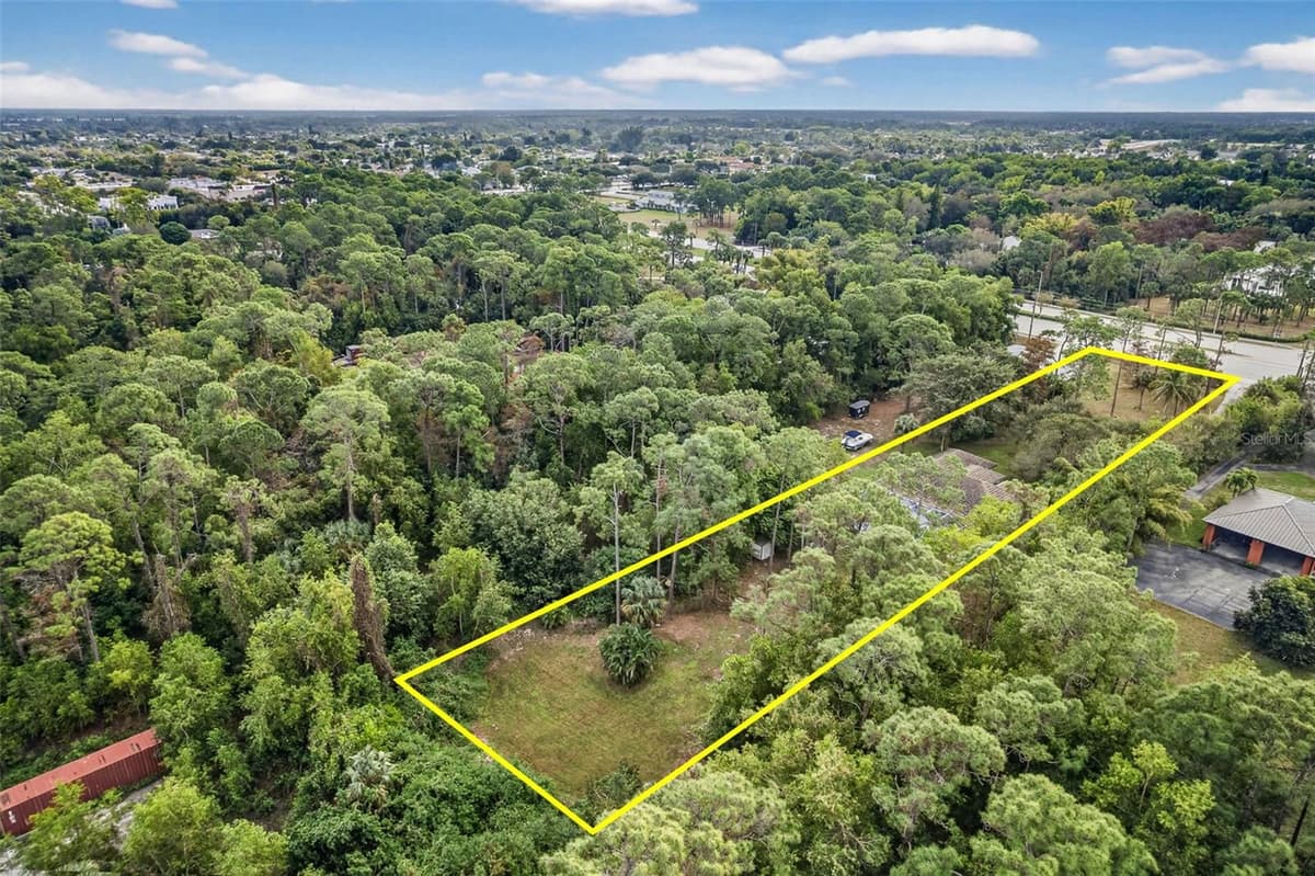5791 GOLDEN GATE PARKWAY — photo 34 of 36