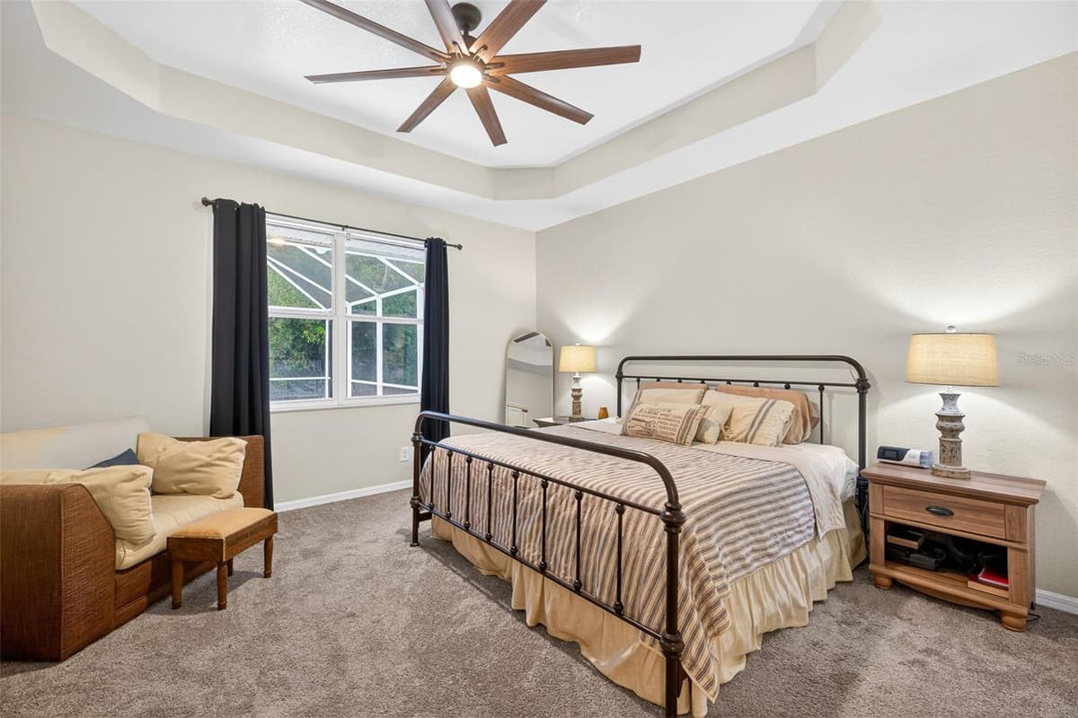 5791 GOLDEN GATE PARKWAY — photo 13 of 36