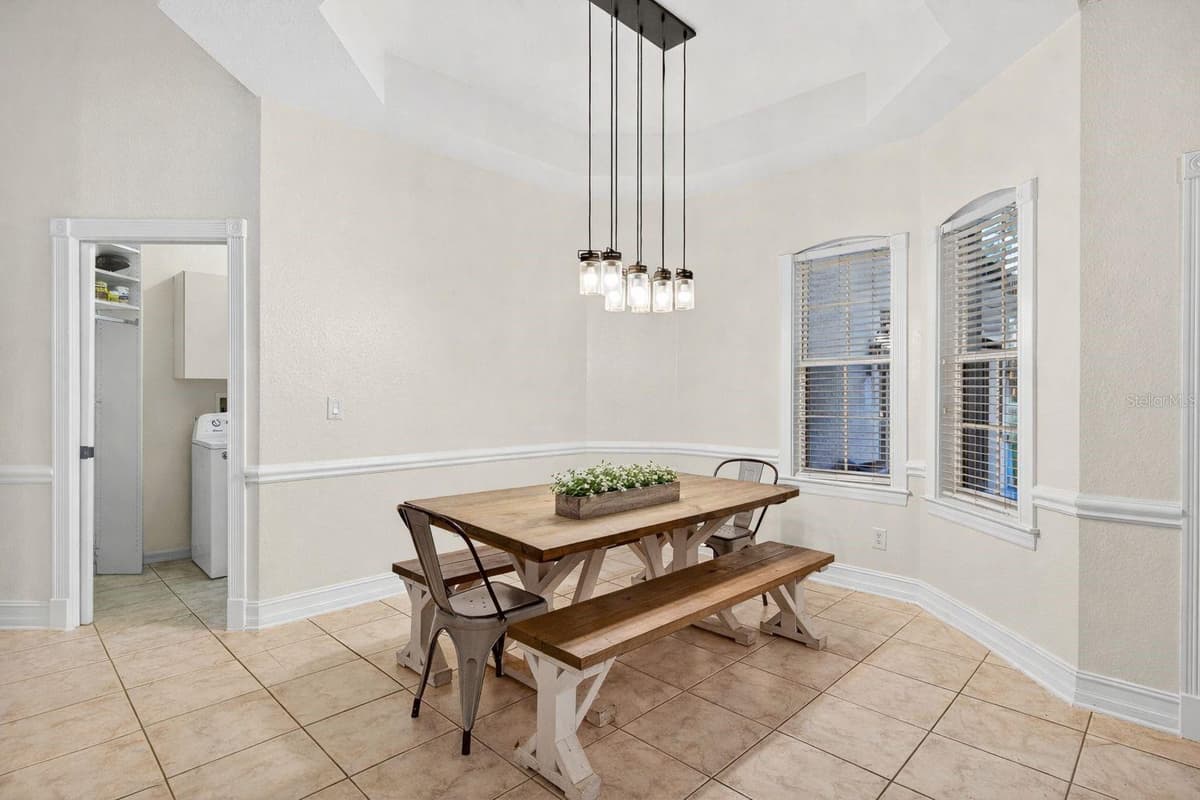 5791 GOLDEN GATE PARKWAY — photo 9 of 36