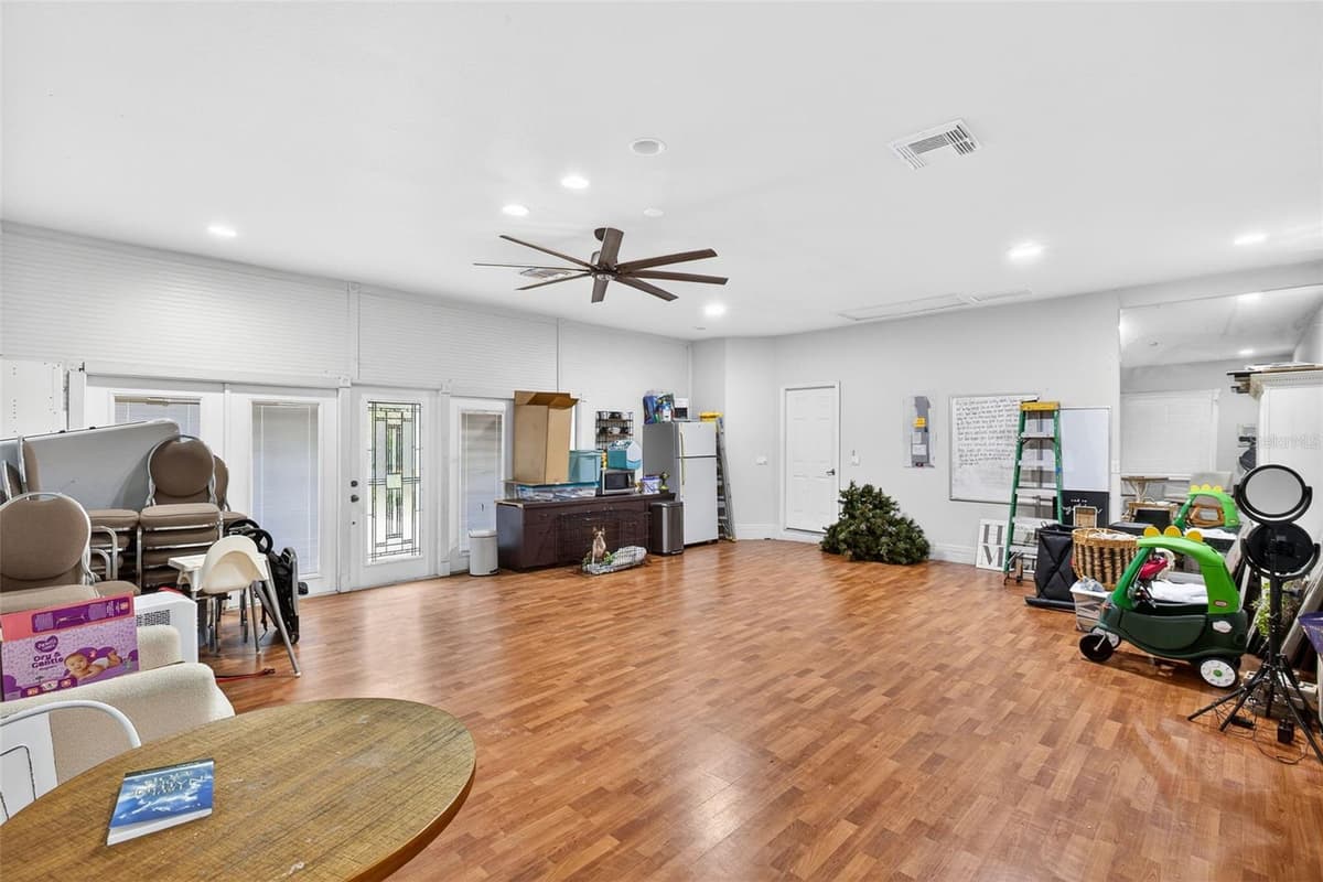 5791 GOLDEN GATE PARKWAY — photo 22 of 36