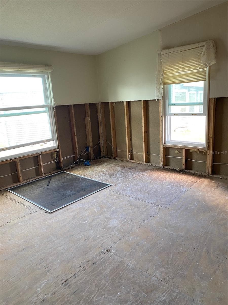 71 SCHOONER DRIVE — photo 16 of 21