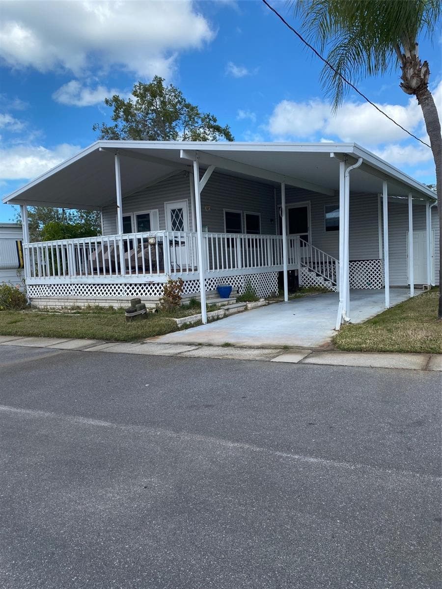 71 SCHOONER DRIVE — photo 2 of 21