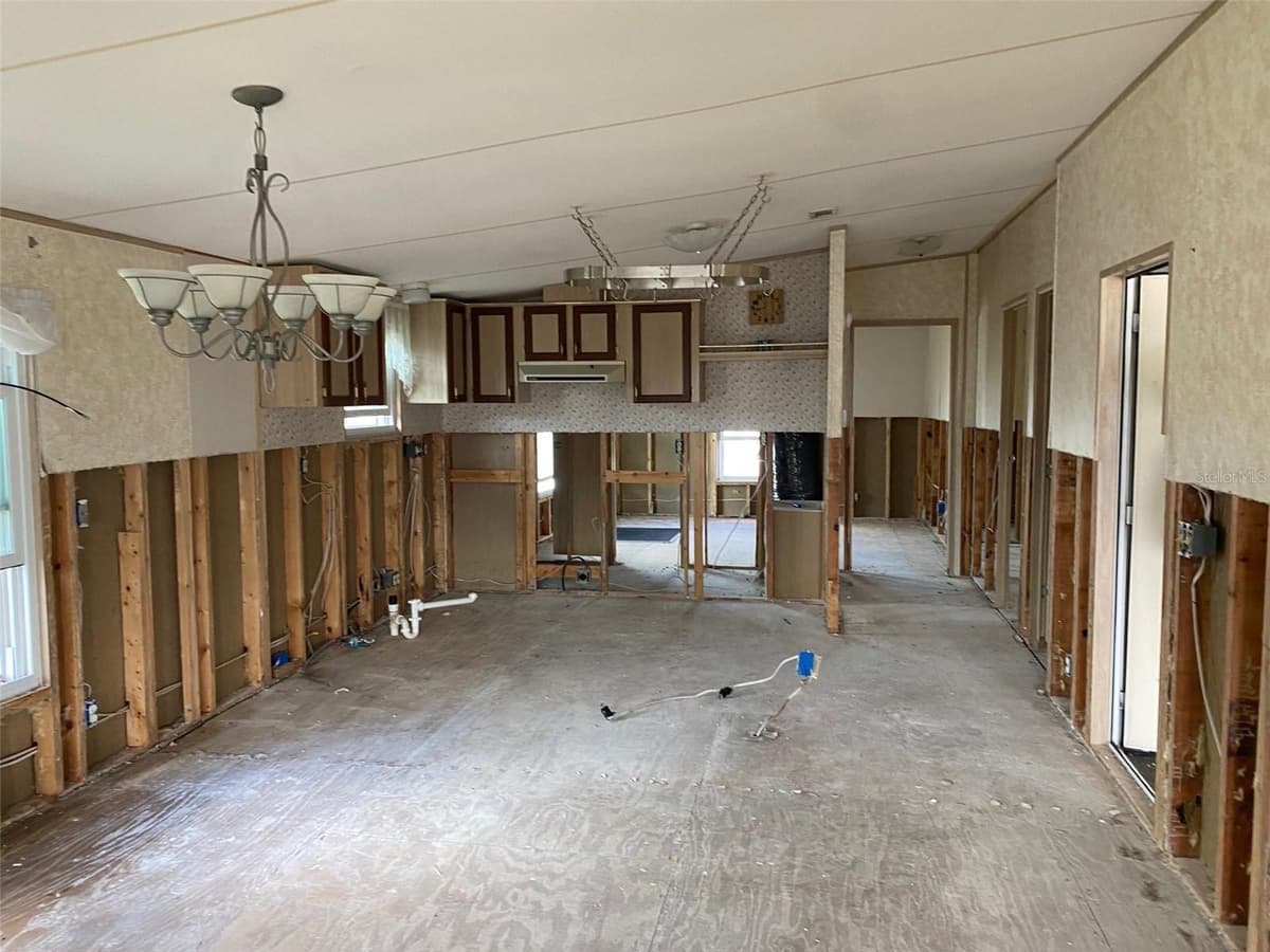 71 SCHOONER DRIVE — photo 12 of 21