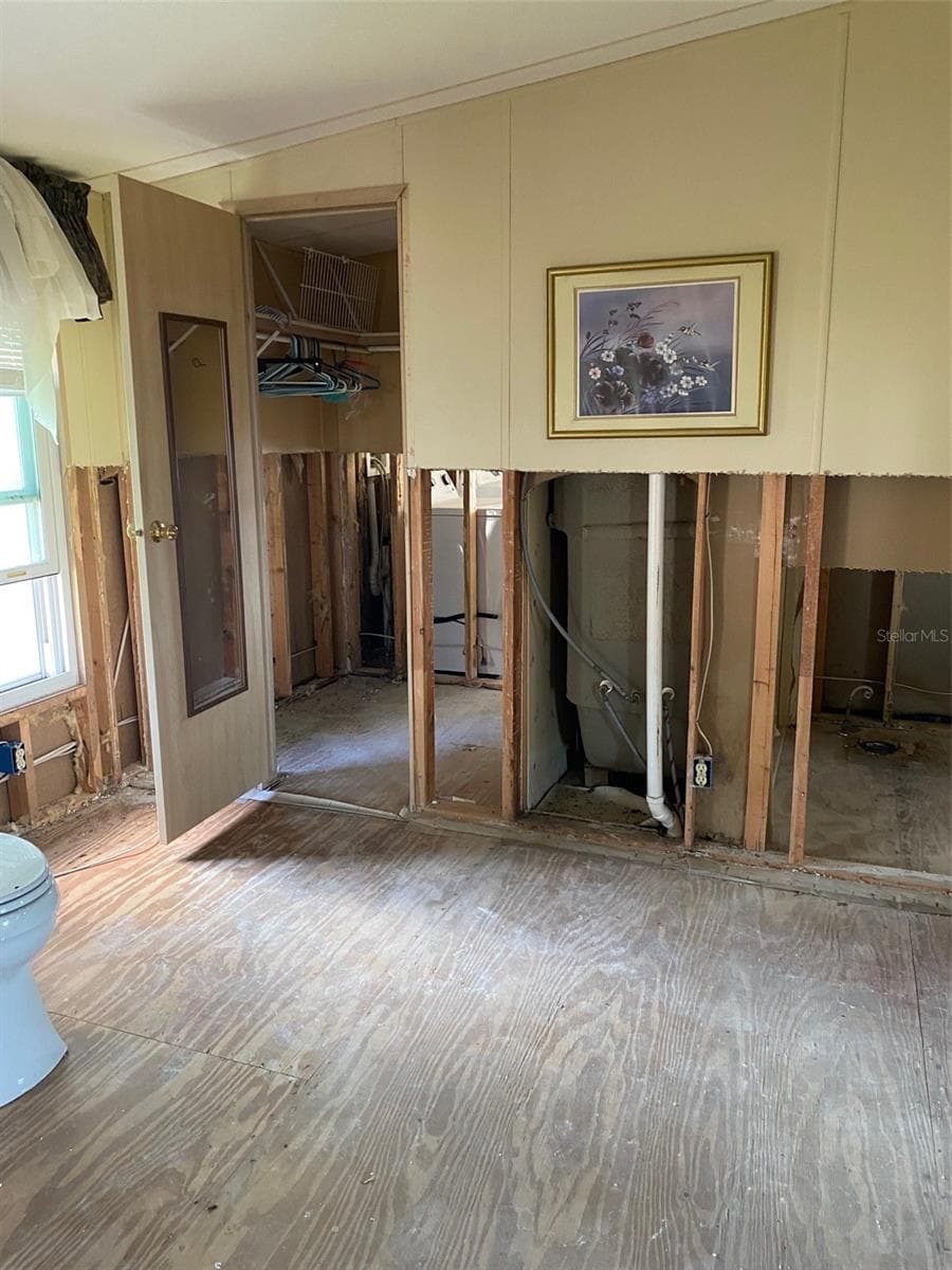 71 SCHOONER DRIVE — photo 17 of 21