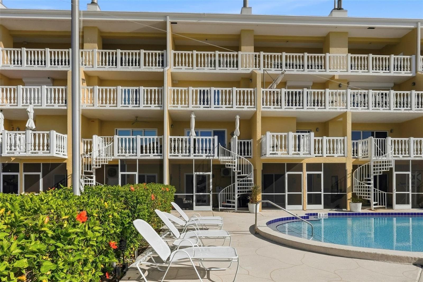544 PINELLAS BAYWAY — photo 30 of 37