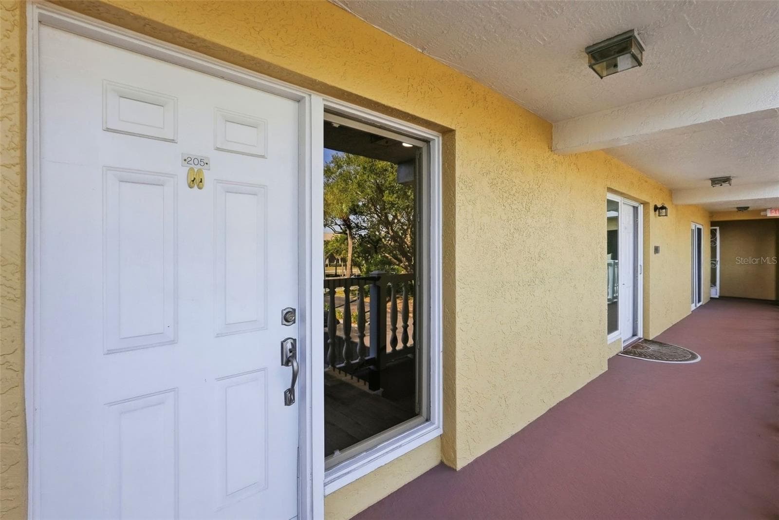 544 PINELLAS BAYWAY — photo 5 of 37