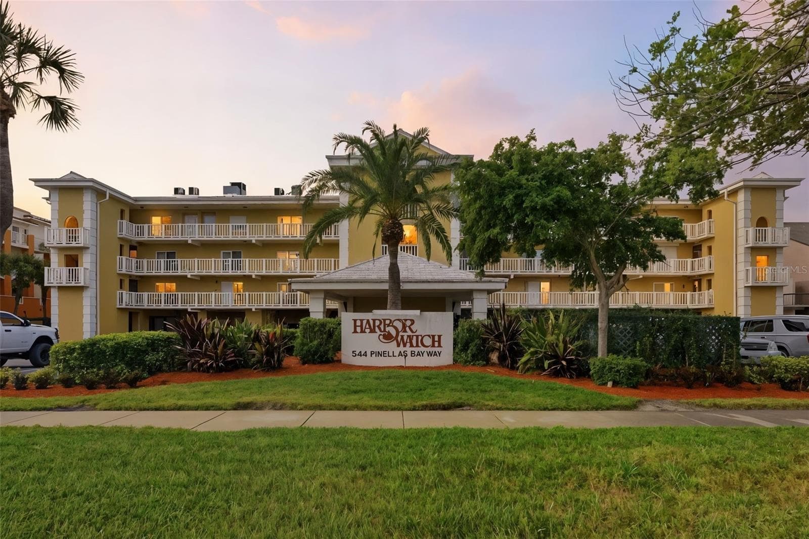 544 PINELLAS BAYWAY — photo 37 of 37