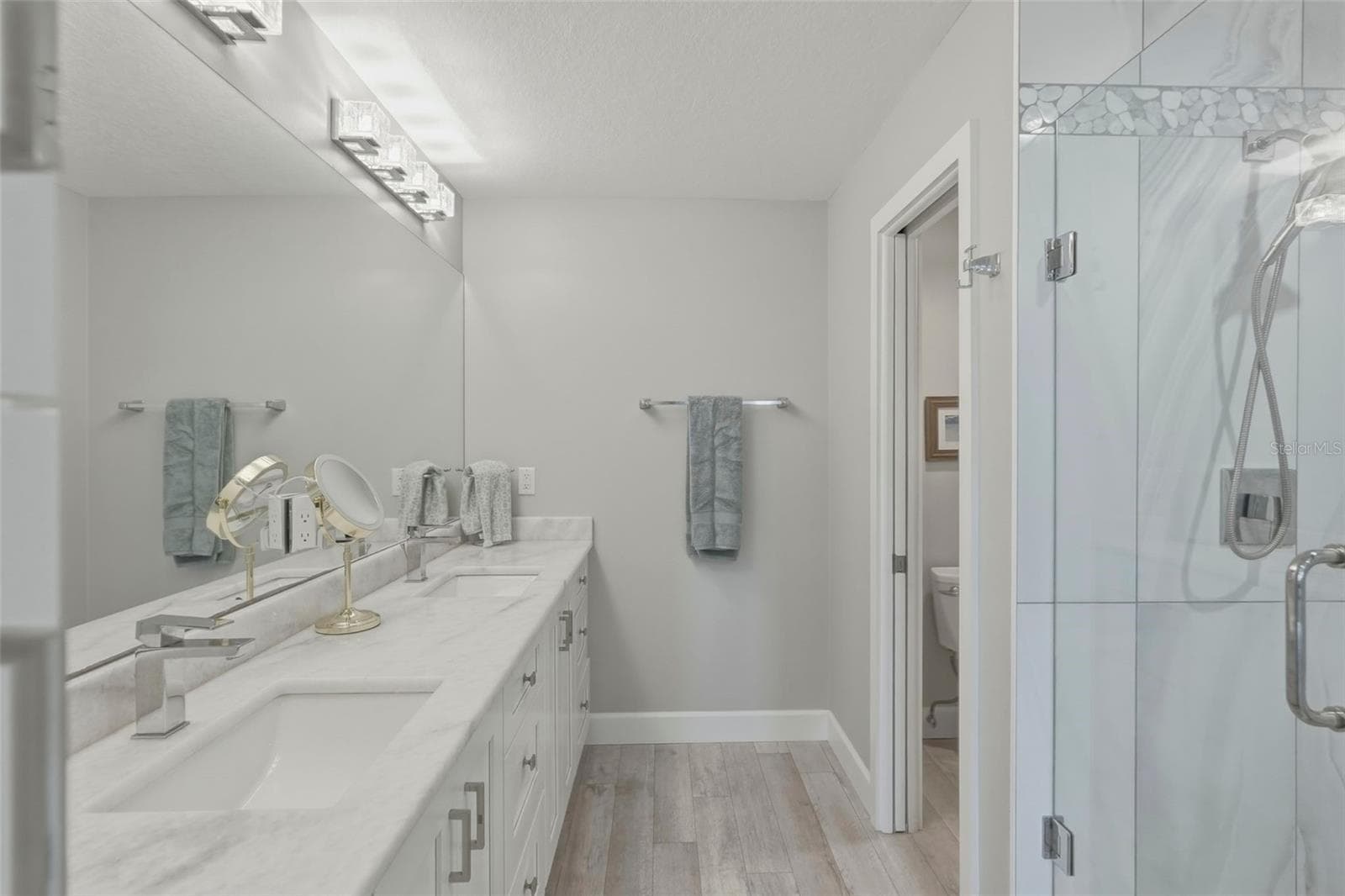 544 PINELLAS BAYWAY — photo 21 of 37