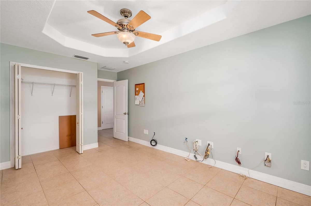 214 GARY AVENUE — photo 23 of 58