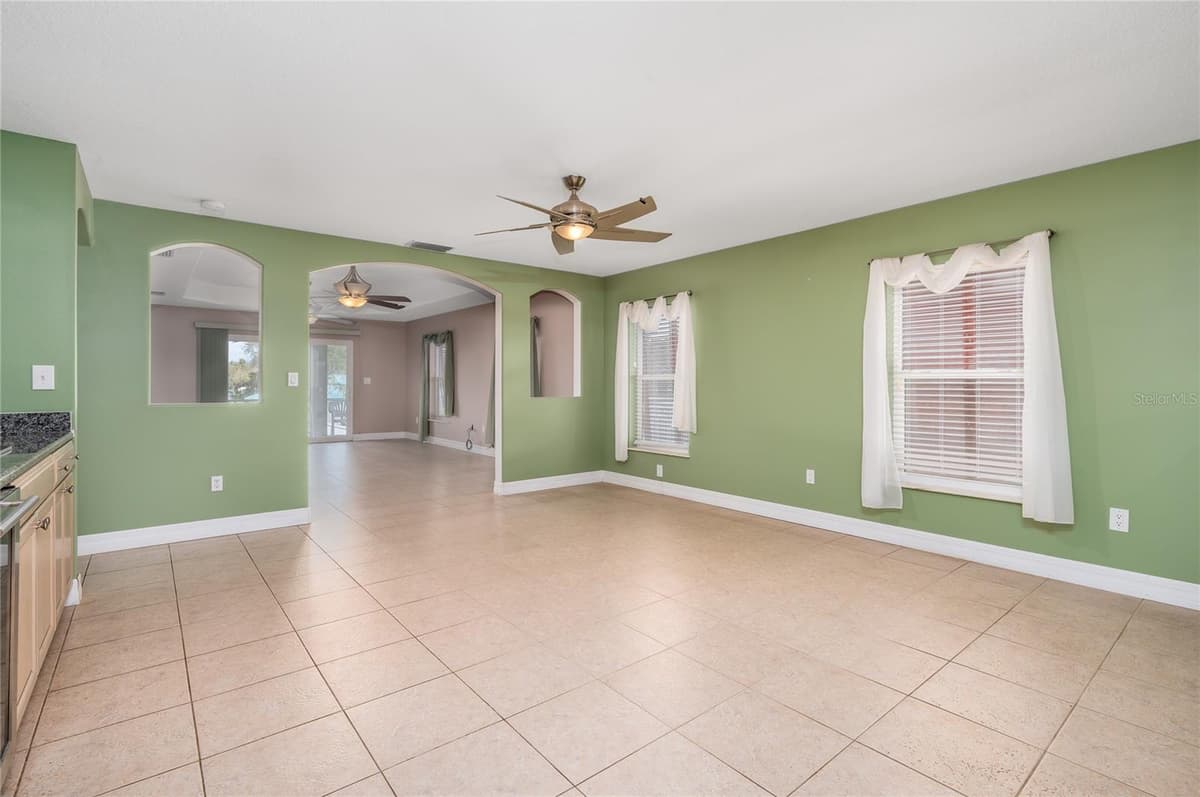 214 GARY AVENUE — photo 33 of 58