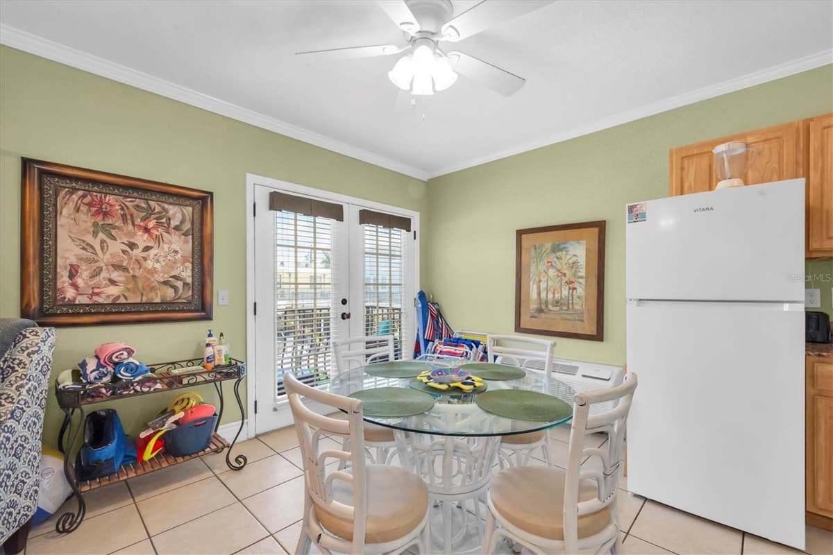 16333 GULF BOULEVARD — photo 31 of 39