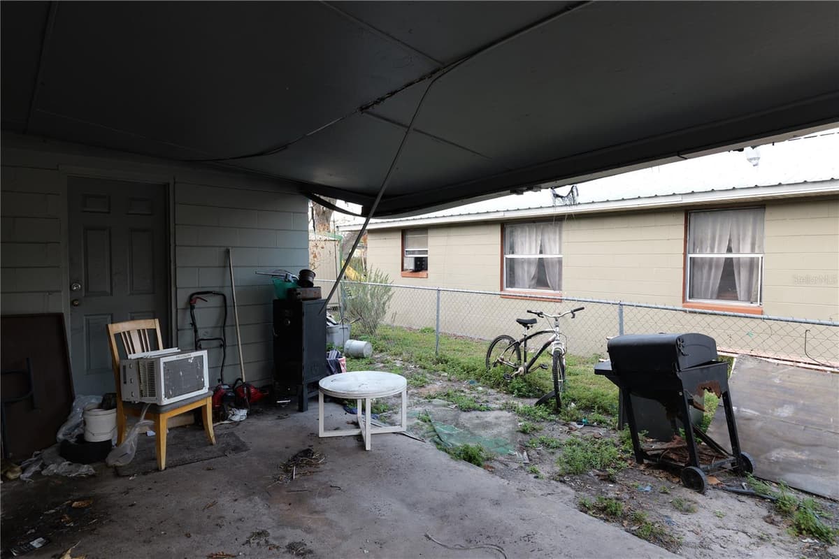 608 DR MARTIN LUTHER KING STREET — photo 19 of 22
