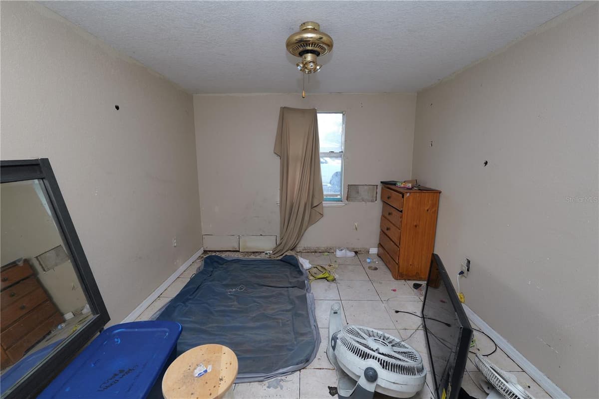 608 DR MARTIN LUTHER KING STREET — photo 13 of 22