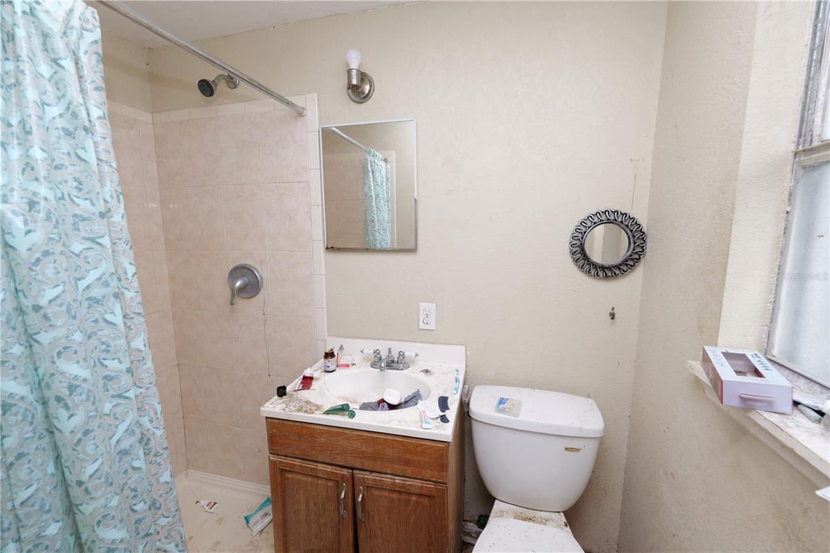 608 DR MARTIN LUTHER KING STREET — photo 12 of 22